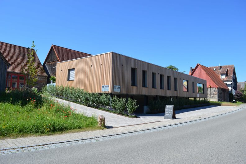 Projekt Kostkamm, Geb&auml;ude Aussenansicht