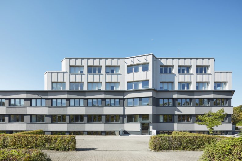 Energetische Geb&auml;ude- und Fassadensanierung Erbe GmbH, Aussenansicht
