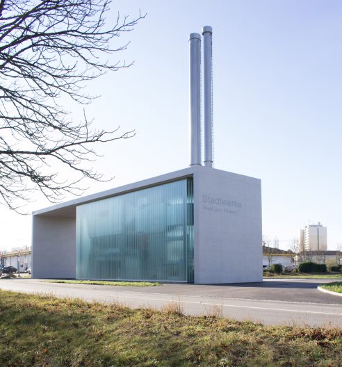 Heizzentrale Stadtwerke Weil am Rhein, Aussenperspektive Stra&szlig;e