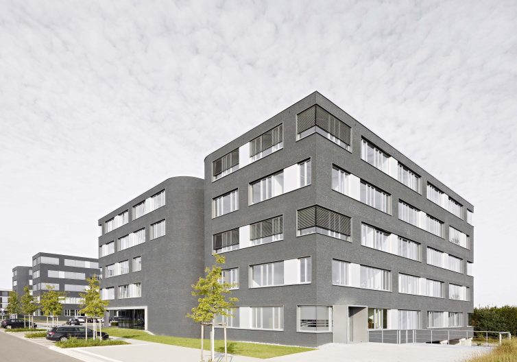 TTR Reutlingen B&uuml;ro- und Laborgeb&auml;ude, Aussenansicht