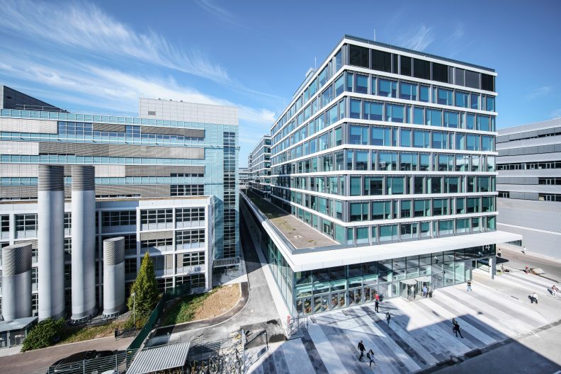 B82_2018-10-15_Daimler_Werk-Sindelfingen_Baustellen_Teil-11_EHO_0232_50 Engineering Hub Operations, Daimler AG, Aussenansicht