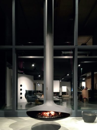 Ausstellung mit B&uuml;ro und Lager, Innenansicht