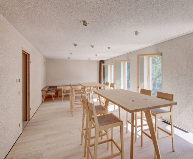 Innenperspektive Cafeteria der Um- und Erweiterung B&uuml;rogeb&auml;ude Fa. Fritschle GmbH